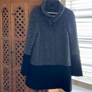 NINE WEST CLASSIC LOOKING COAT